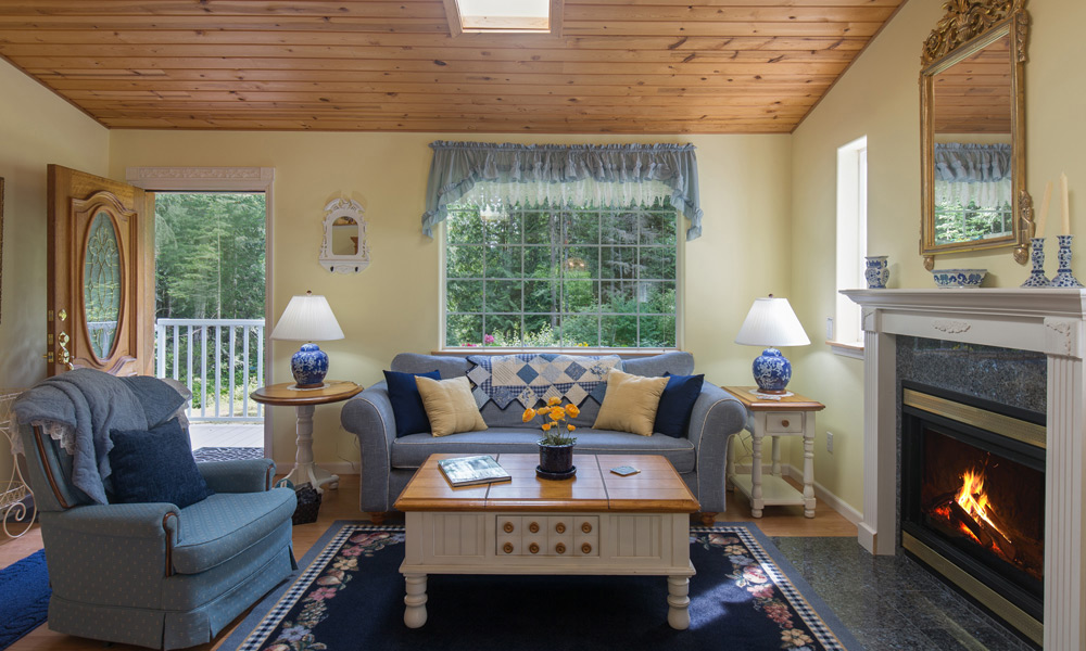 morning dove cottage living room