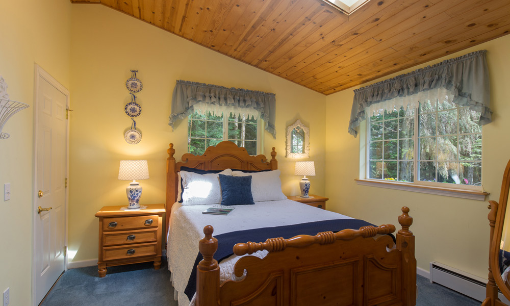 morning dove cottage bedroom